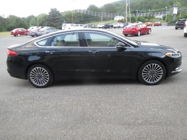 Ford Fusion SE FWD 2017