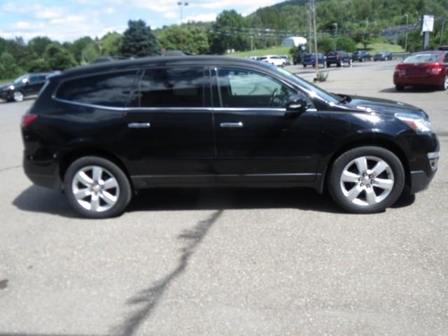 Chevrolet Traverse AWD 4dr LT w/1LT 2016