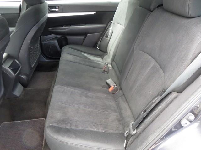 Subaru Outback 4dr Wgn H4 Auto 2.5i 2013