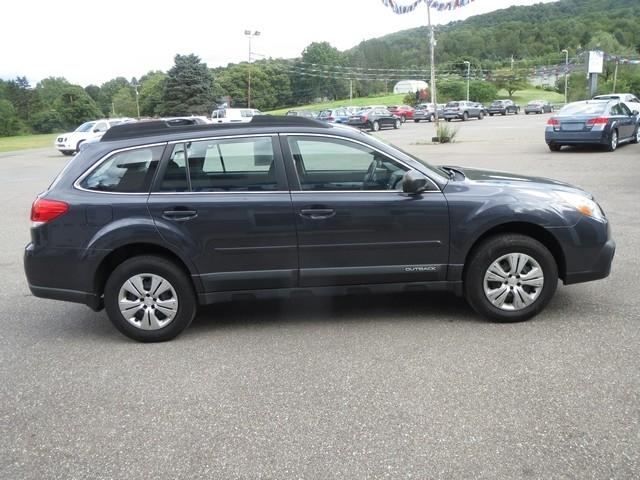 Subaru Outback 4dr Wgn H4 Auto 2.5i 2013