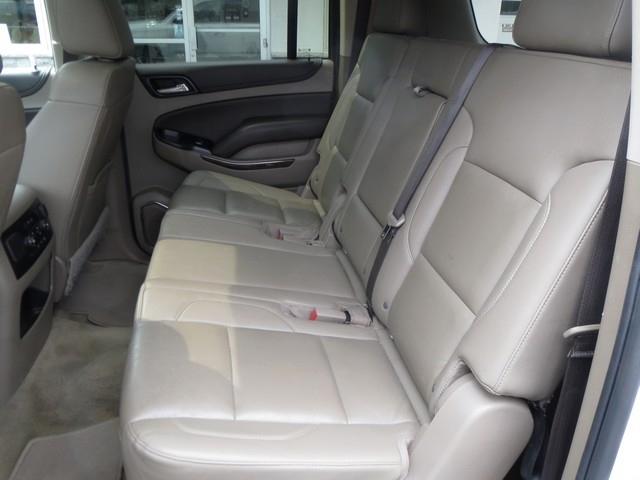 Chevrolet Suburban 4WD 4dr 1500 LT 2018