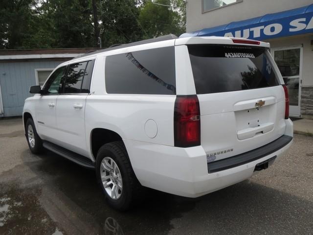 Chevrolet Suburban 4WD 4dr 1500 LT 2018