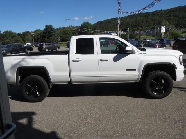 GMC Sierra photo 9