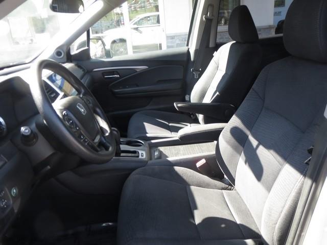 Honda Pilot photo 2