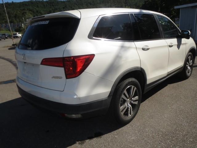 Honda Pilot photo 9