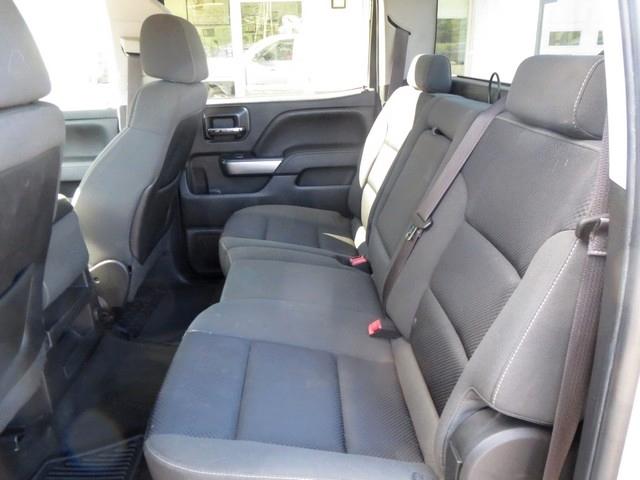 Chevrolet Silverado photo 4