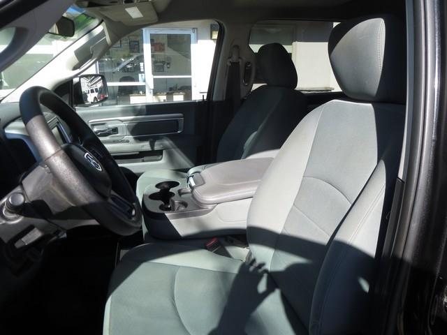 RAM 1500 SLT 4x4 Crew Cab 6'4" Box 2017