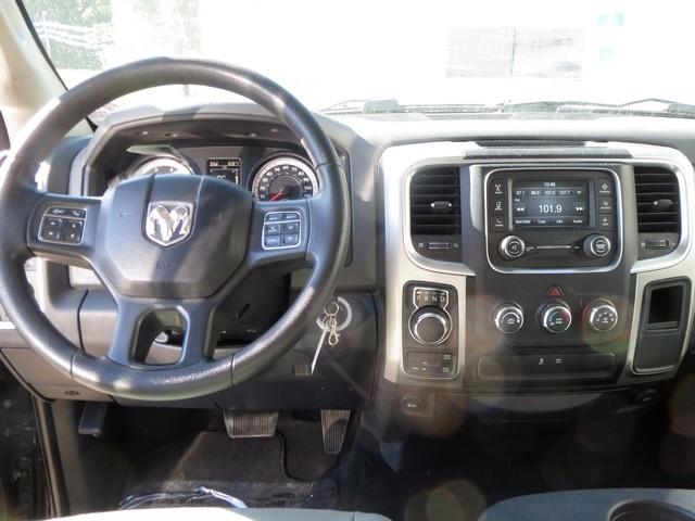 RAM 1500 SLT 4x4 Crew Cab 6'4" Box 2017