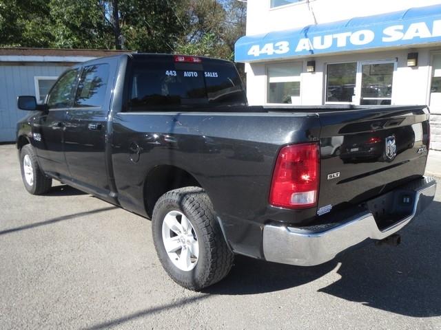 RAM 1500 SLT 4x4 Crew Cab 6'4" Box 2017