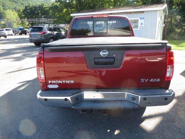 Nissan Frontier 4WD Crew Cab LWB Auto SV 2016