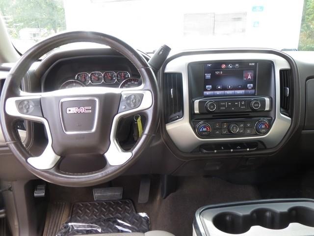 GMC Sierra 1500 4WD Crew Cab 153.0" SLE 2015