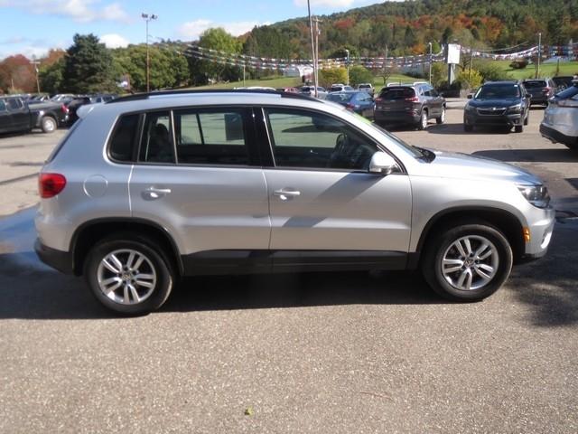 Volkswagen Tiguan 4MOTION 4dr Auto R-Line 2016