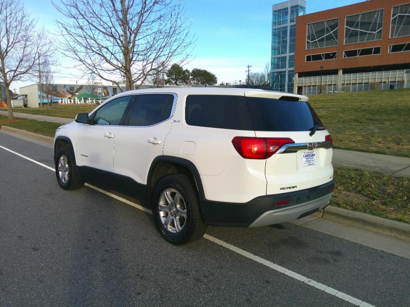 GMC Acadia SLE-1 AWD 2019