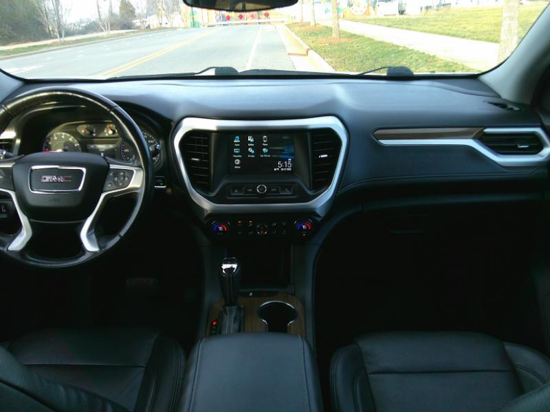 GMC Acadia SLE-1 AWD 2019