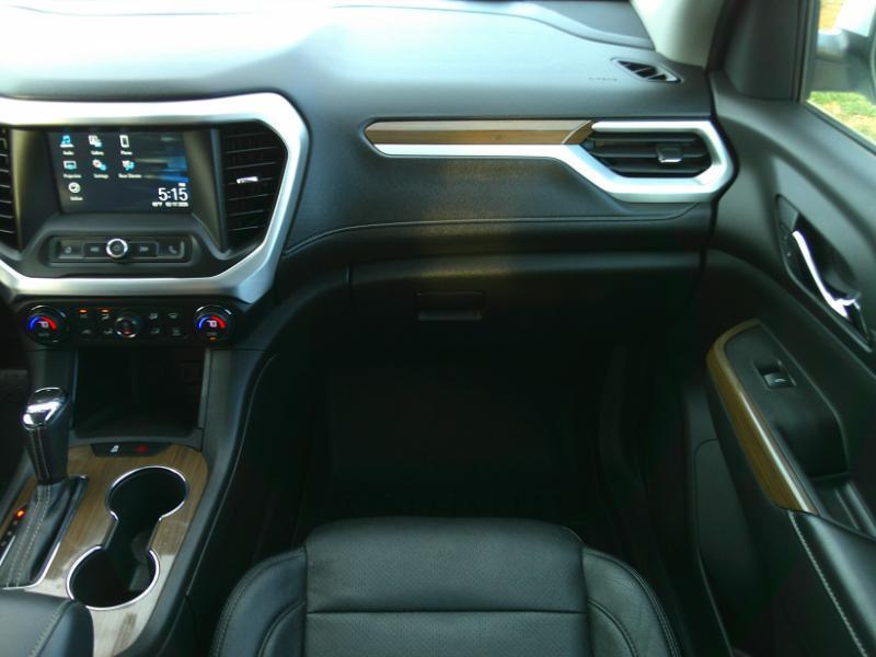 GMC Acadia SLE-1 AWD 2019