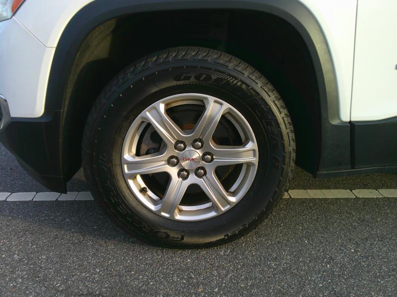 GMC Acadia SLE-1 AWD 2019