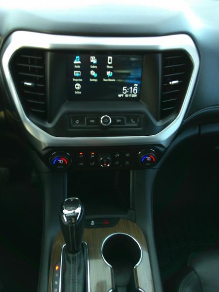 GMC Acadia SLE-1 AWD 2019