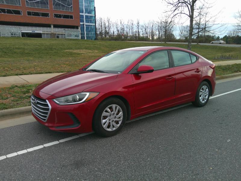 2017 Hyundai Elantra SE 6AT