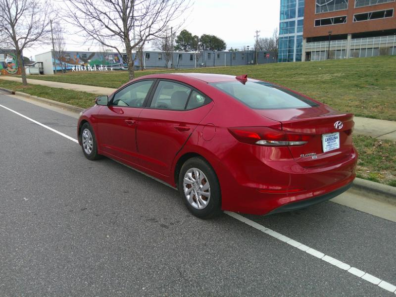 Hyundai Elantra SE 6AT 2017