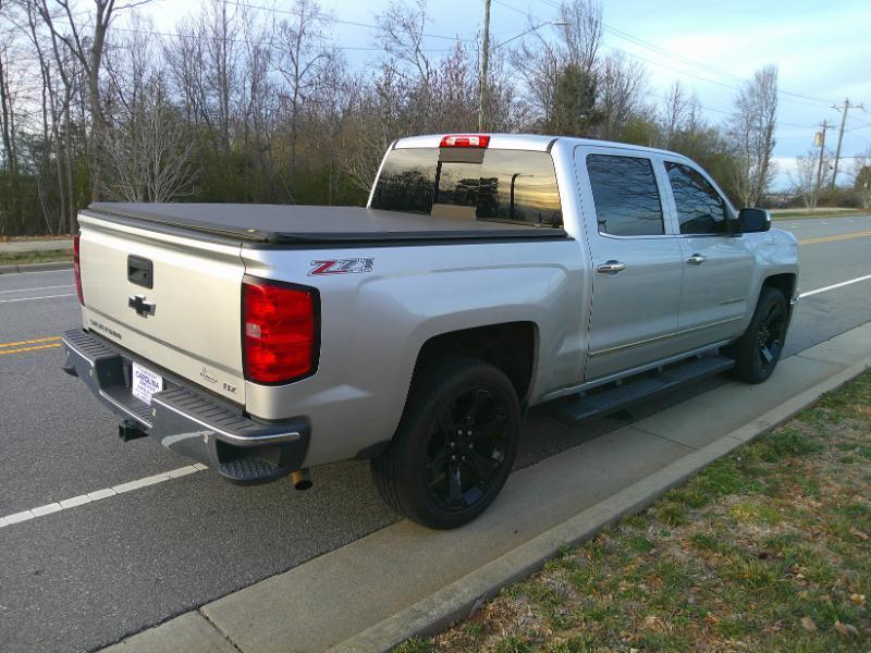 Chevrolet Silverado 1500 LTZ Crew Cab Long Box 4WD 2015