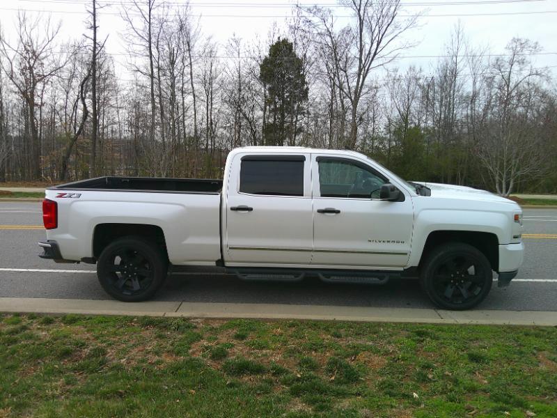 Chevrolet Silverado 1500 LTZ Crew Cab 4WD 2018