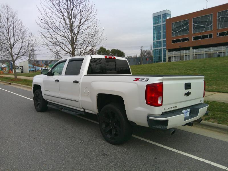 Chevrolet Silverado 1500 LTZ Crew Cab 4WD 2018