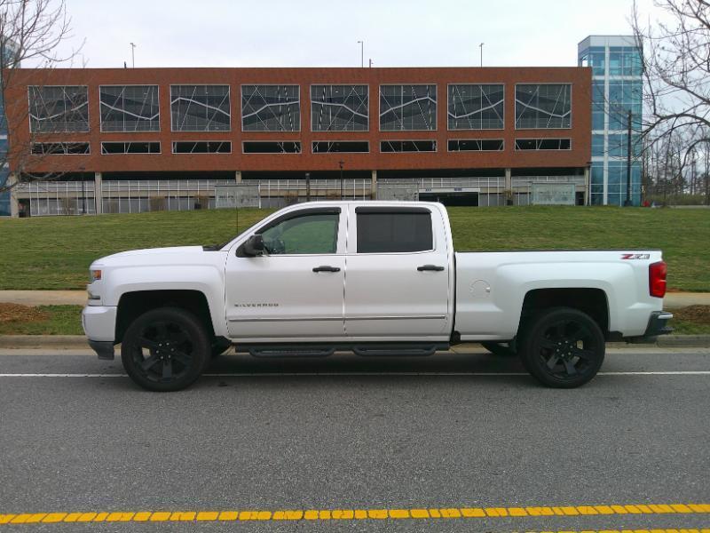 Chevrolet Silverado 1500 LTZ Crew Cab 4WD 2018