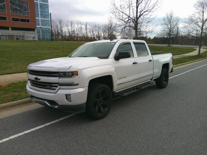 Chevrolet Silverado 1500 LTZ Crew Cab 4WD 2018