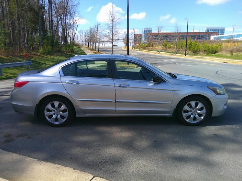 Honda Accord EX-L V-6 Sedan AT 2010