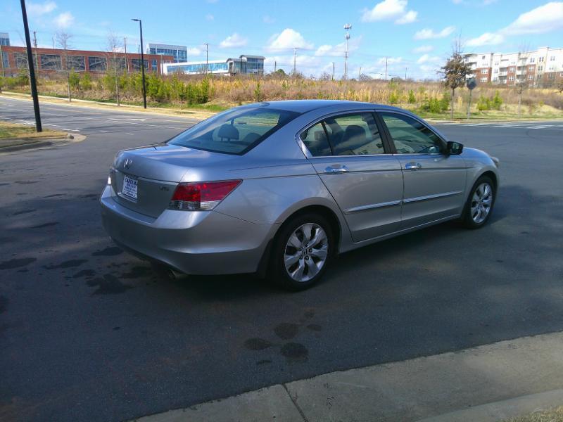 Honda Accord EX-L V-6 Sedan AT 2010