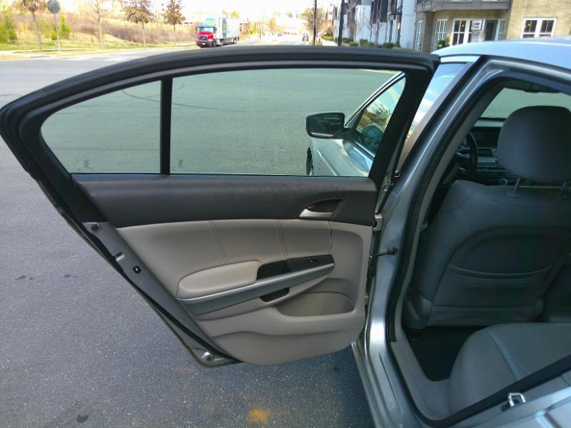 Honda Accord EX-L V-6 Sedan AT 2010