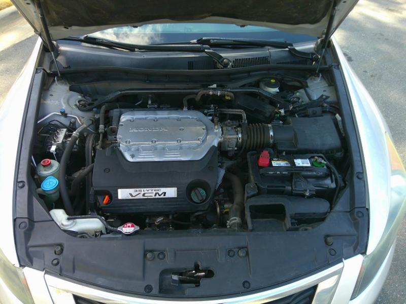 Honda Accord EX-L V-6 Sedan AT 2010