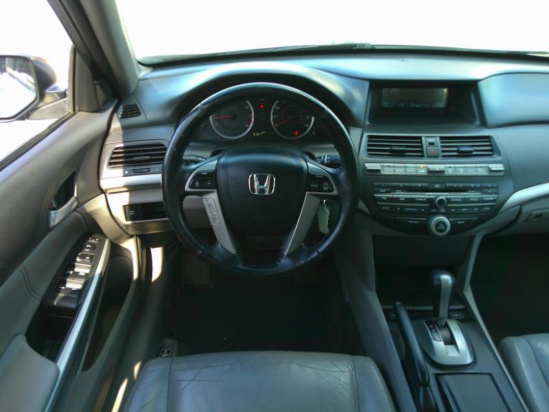 Honda Accord EX-L V-6 Sedan AT 2010