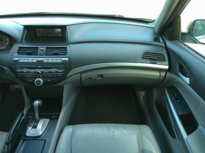 Honda Accord EX-L V-6 Sedan AT 2010