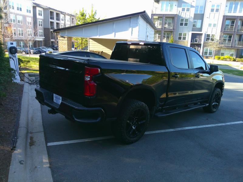 Chevrolet Silverado 1500 LT Trail Boss Crew Cab Long Box 4WD 2021