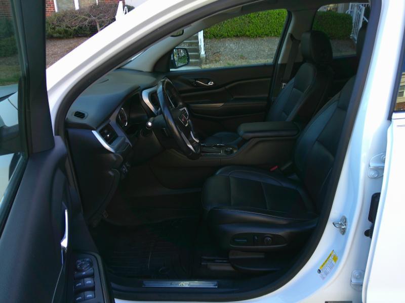 GMC Acadia SLT-1 FWD 2019