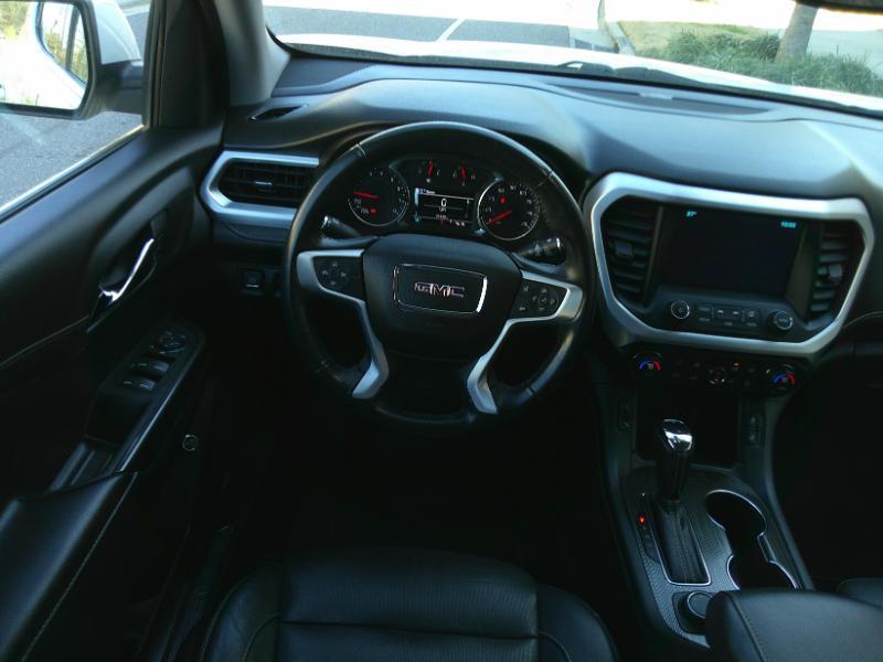 GMC Acadia SLT-1 FWD 2019