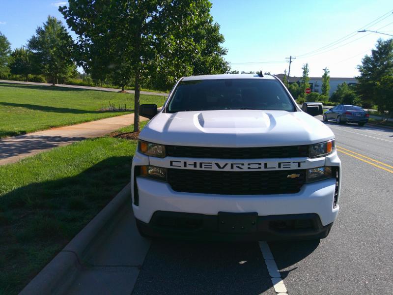 Chevrolet Silverado 1500 Custom Crew Cab Short Box 2WD 2020