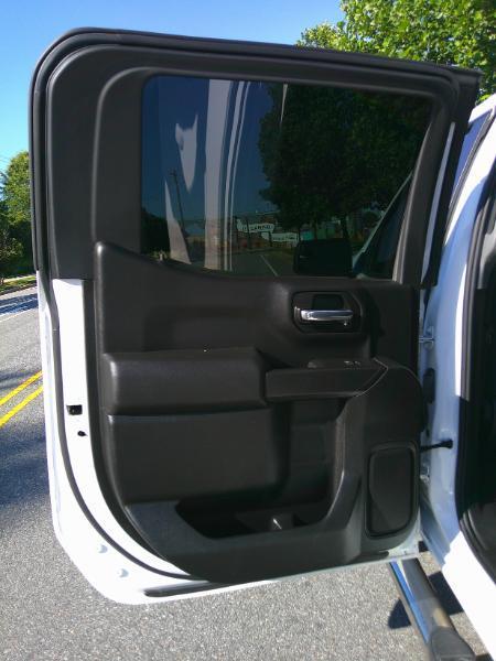 Chevrolet Silverado 1500 Custom Crew Cab Short Box 2WD 2020
