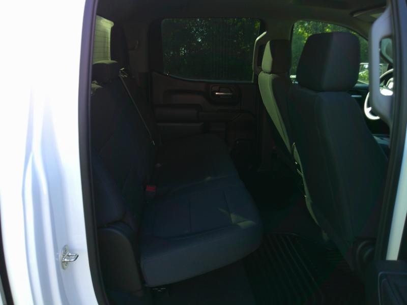 Chevrolet Silverado 1500 Custom Crew Cab Short Box 2WD 2020