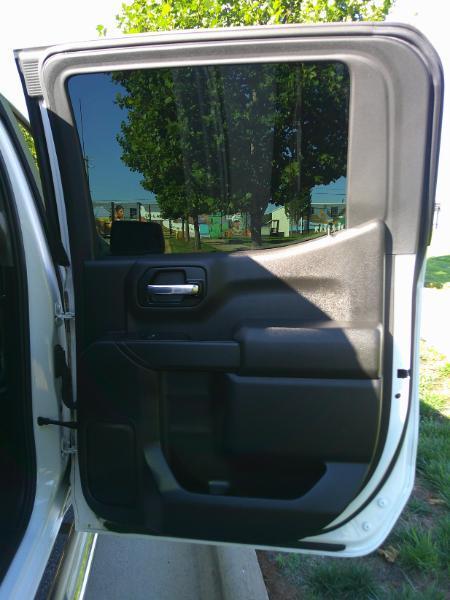 Chevrolet Silverado 1500 Custom Crew Cab Short Box 2WD 2020