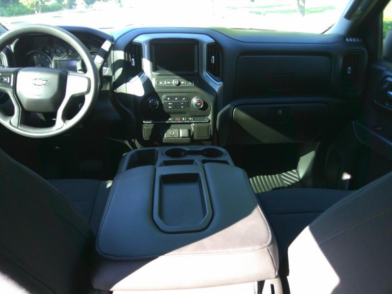 Chevrolet Silverado 1500 Custom Crew Cab Short Box 2WD 2020