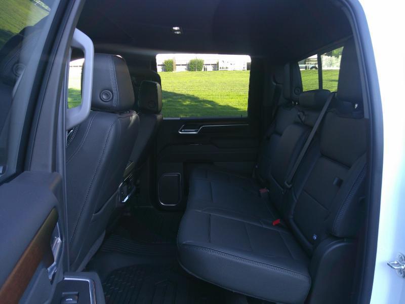 GMC Sierra 3500HD Denali Crew Cab Long Box 4WD 2025