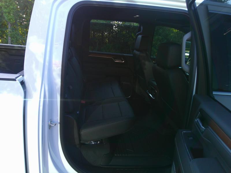 GMC Sierra 3500HD Denali Crew Cab Long Box 4WD 2025