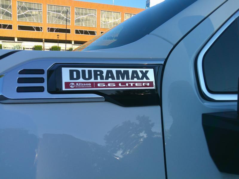 GMC Sierra 3500HD Denali Crew Cab Long Box 4WD 2025