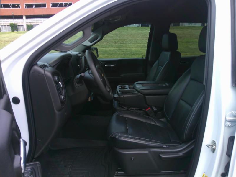 Chevrolet Silverado 1500 Custom Crew Cab Short Box 4WD 2020