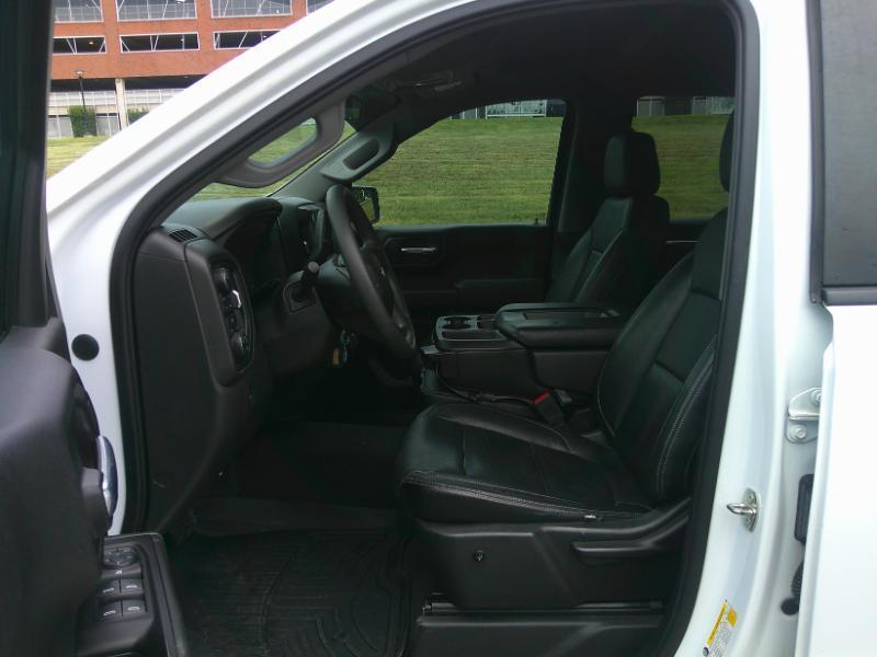 Chevrolet Silverado 1500 Custom Crew Cab Short Box 4WD 2020
