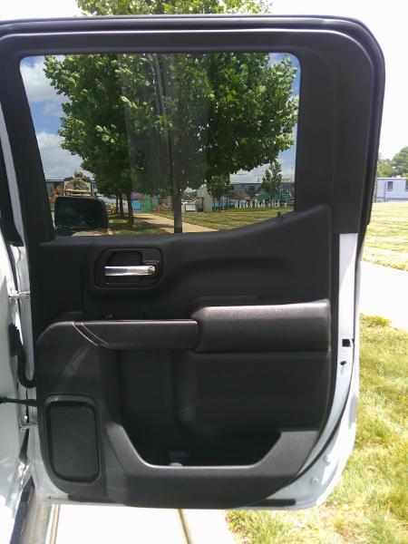 Chevrolet Silverado 1500 Custom Crew Cab Short Box 4WD 2020