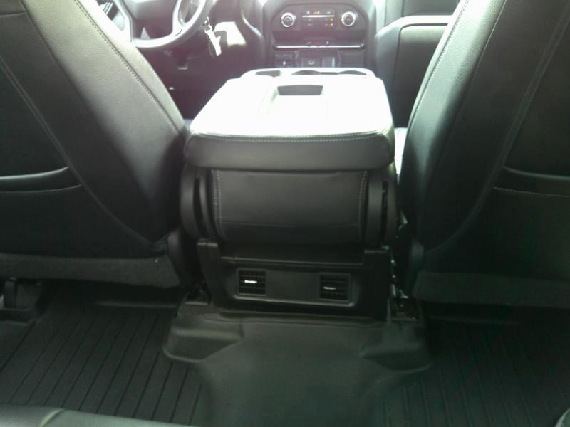 Chevrolet Silverado 1500 Custom Crew Cab Short Box 4WD 2020