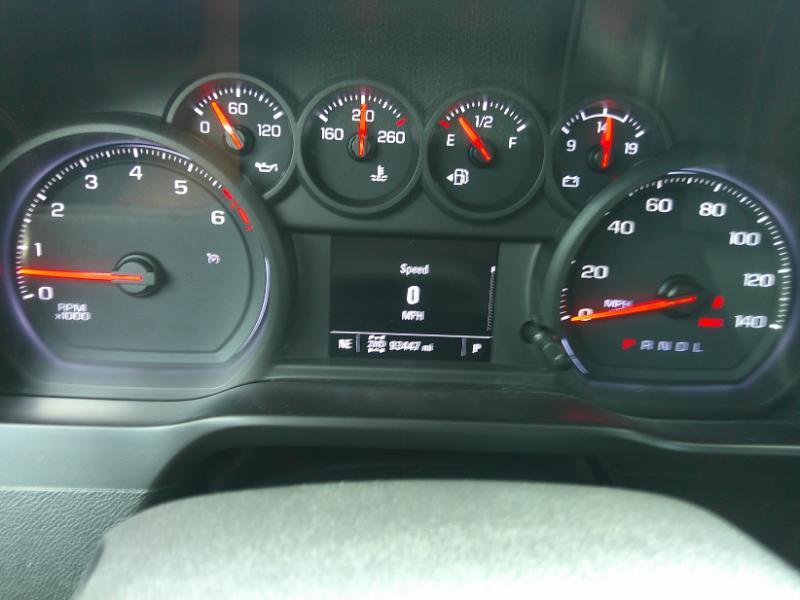 Chevrolet Silverado 1500 Custom Crew Cab Short Box 4WD 2020